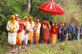 ‘वर्षमा तीन ठाउँ सर्ने भगवती माई आज माइत झरिन्’